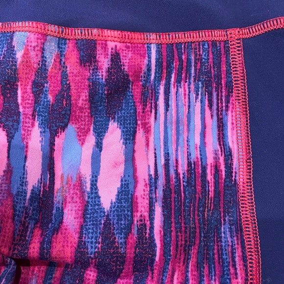 Gianni Bini Athletic Compression Leggings Purple & Pink Print Size Medium VGC - Picture 3 of 5